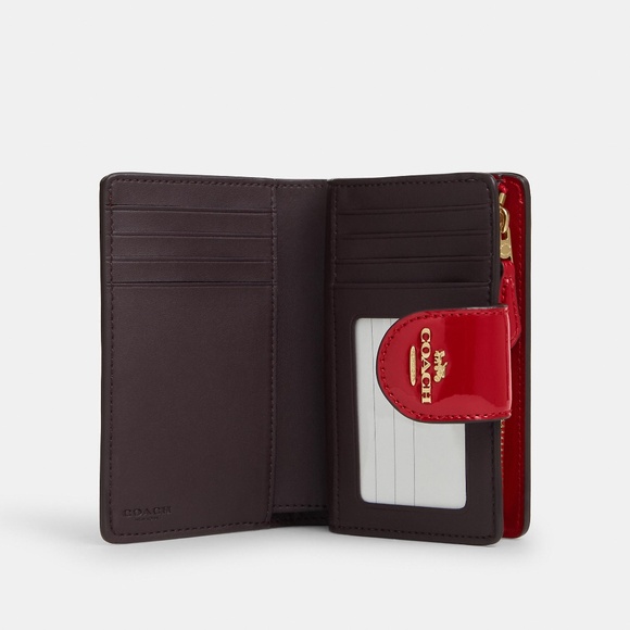 Medium Corner Zip Wallet In Signature Leather - Picture 2 of 3